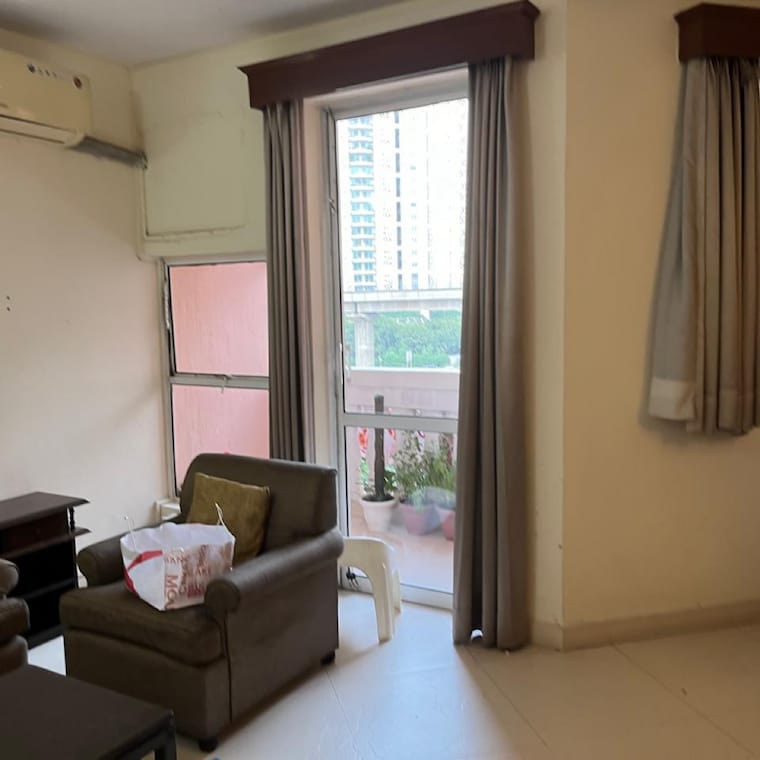 Living Room, sector 42 2.5 Bedroom 1400 Sq.Ft. Apartment In Sector 42 Gurgaon 9181410