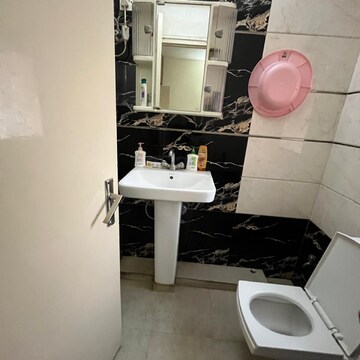 Team Area in 2.5 BHK Apartment at Sector 42 – for Rent