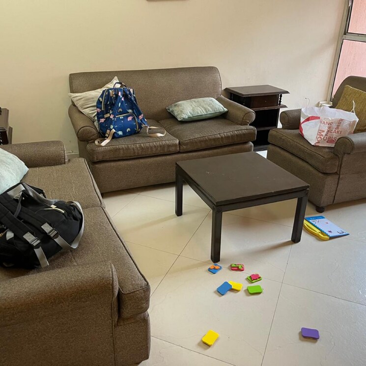 Team Area, sector 42 2.5 Bedroom 1400 Sq.Ft. Apartment In Sector 42 Gurgaon 9181410