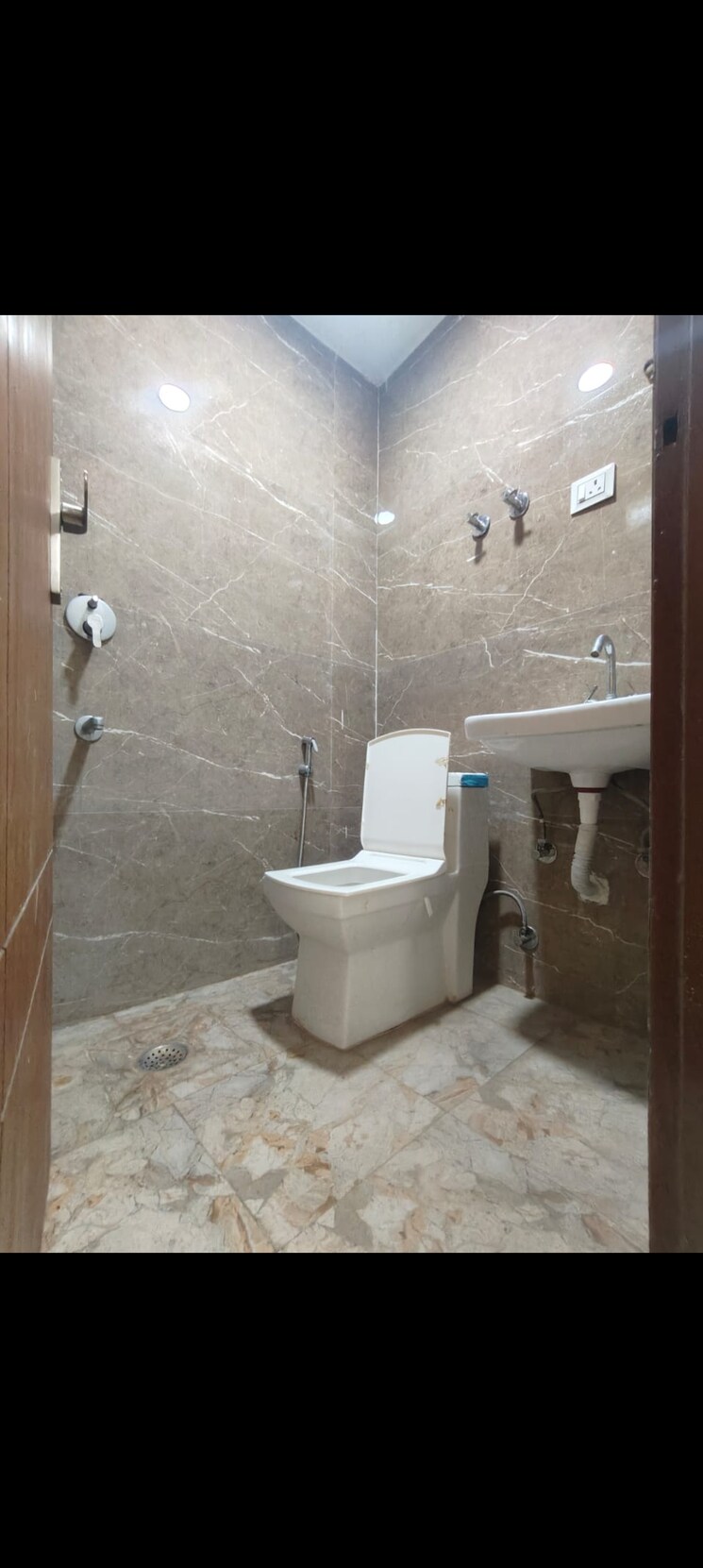 Bathroom, saket 1 Bedroom 450 Sq.Ft. Builder Floor In Saket Delhi 9181434