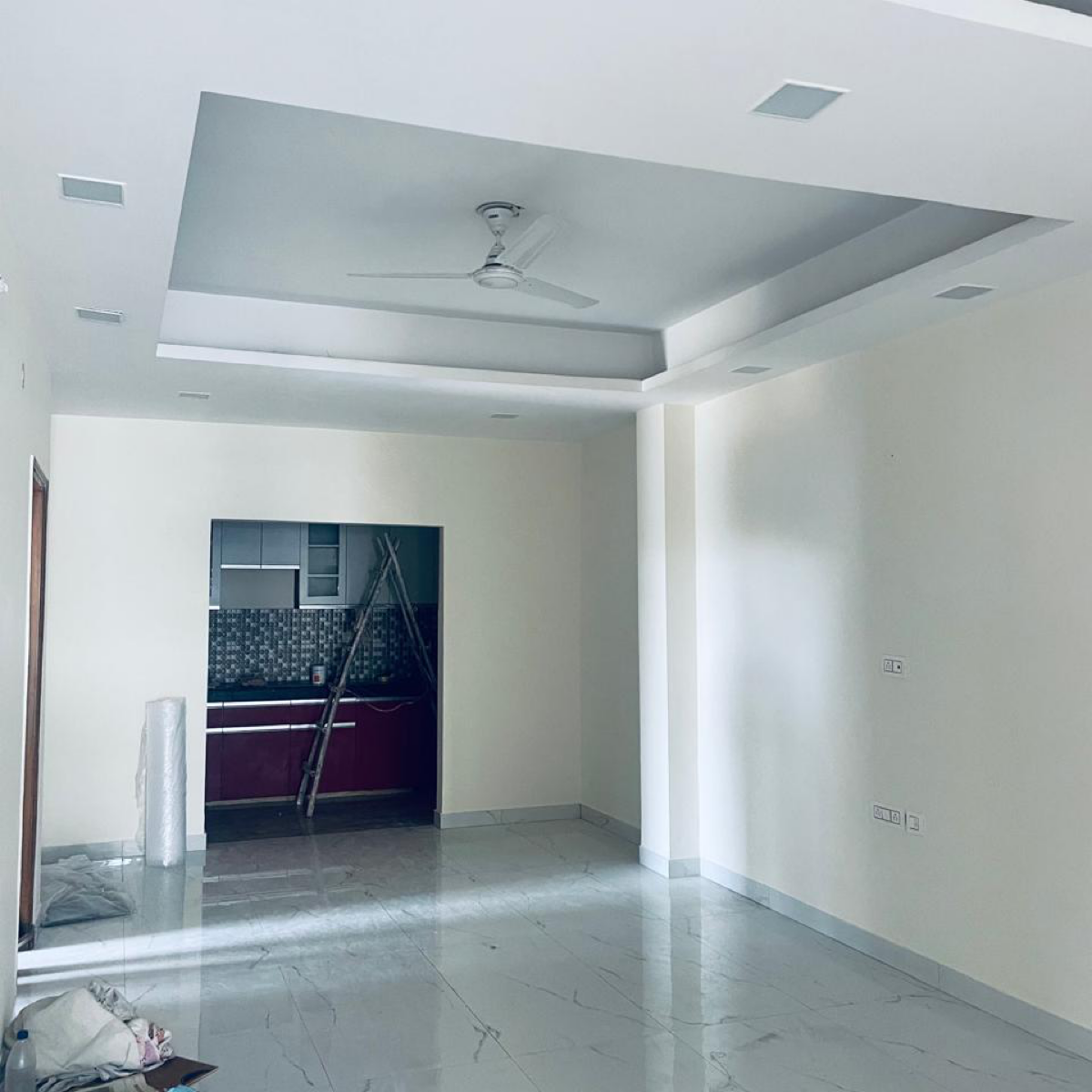 3.5 BHK + Servant Room,Study Room,Extra Room Apartment For Rent in The Retreat Gurgaon