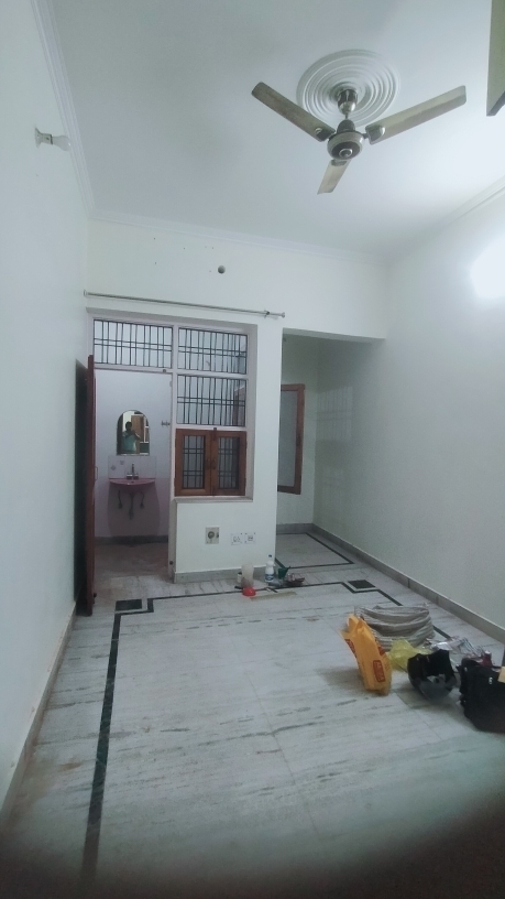 1 BHK + Pooja Room Independent House For Rent in Gomti Nagar