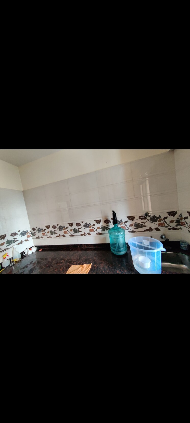 Room, malad west Pg For Girls In Malad West 9181474