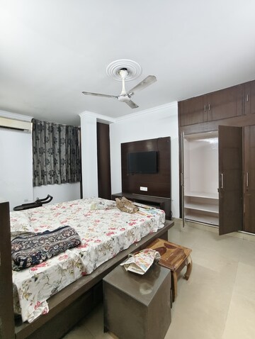 Bedroom in 4 BHK Apartment at Vasant Kunj – for Rent