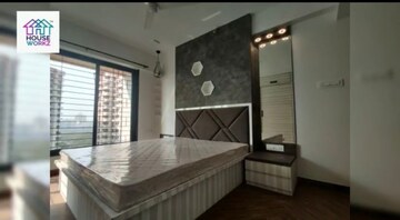 Room in 3 BHK Apartment at Neelkanth Palms, Kapur Bawdi – for Rent