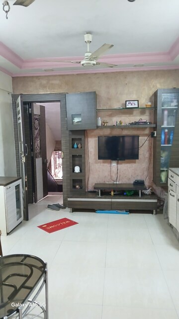 2 BHK Apartment For Rent in Kshitij CHS, Goregaon East