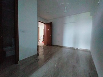 Room in 2 BHK Builder Floor at Saket – for Rent