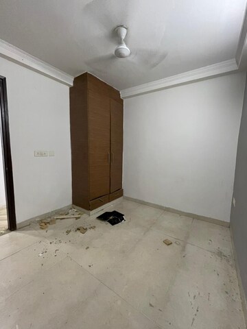 Room in 3 BHK Builder Floor at Palm Residency Chhatarpur, Chattarpur – for Rent