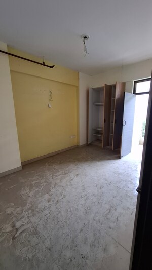 Balcony in 1.5 BHK Apartment at Sector 12 Greater Noida – for Sale
