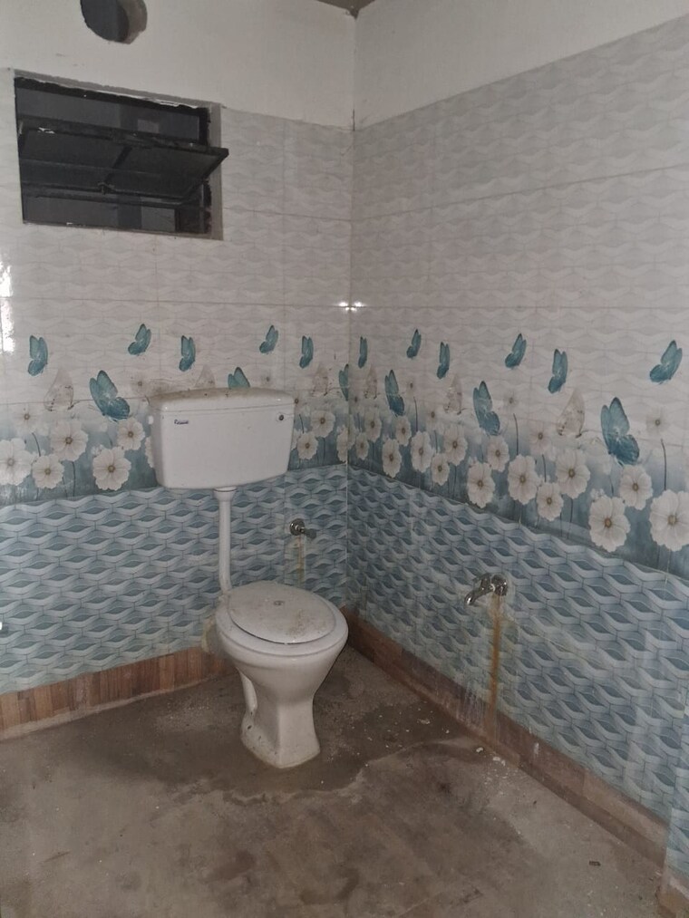 Bathroom, sodepur 2 Bedroom 808 Sq.Ft. Apartment In Sodepur Kolkata 9181592