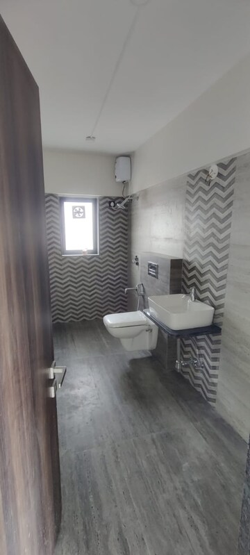 Bathroom in 4 BHK Apartment at Zindagi CHS, Khar West – for Rent