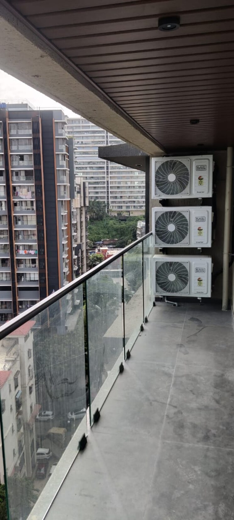 Balcony, zindagi-chs 4 Bedroom 1500 Sq.Ft. Apartment In Khar West Mumbai 9181610