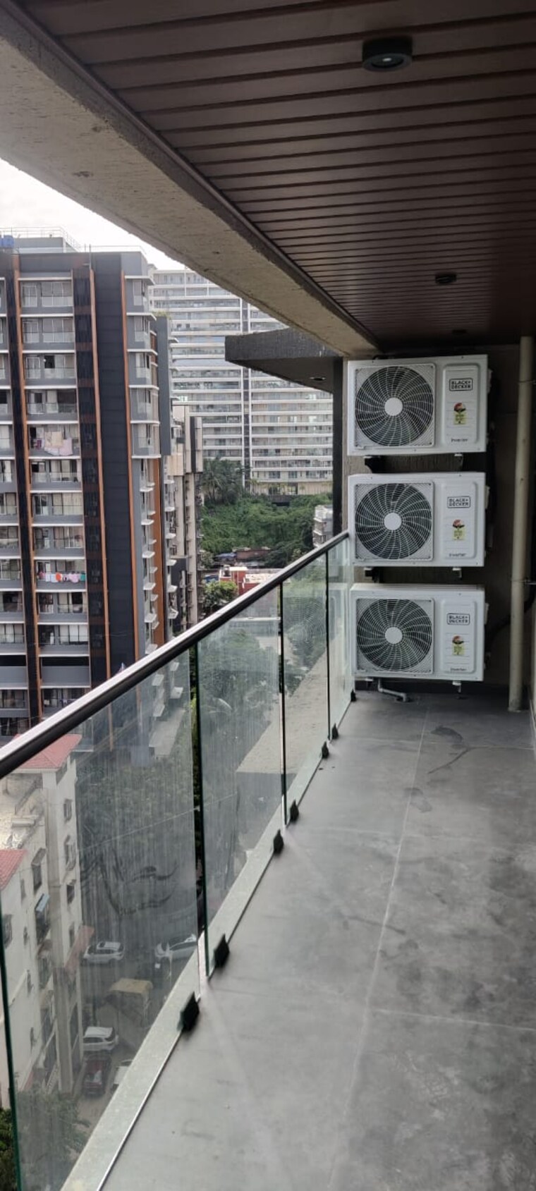 Balcony, zindagi-chs 4 Bedroom 1500 Sq.Ft. Apartment In Khar West Mumbai 9181610
