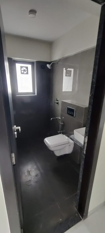 Bathroom in 4 BHK Apartment at Zindagi CHS, Khar West – for Rent