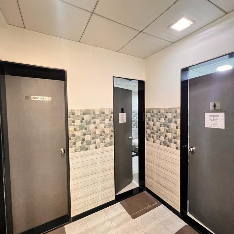 Living Room, star-hub Commercial Office Space 2400 Sq.Ft. In Andheri East Mumbai 9181616