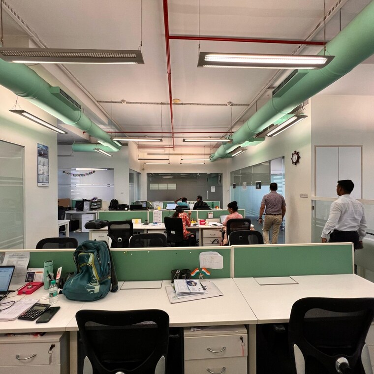 Team Area, star-hub Commercial Office Space 2400 Sq.Ft. In Andheri East Mumbai 9181616