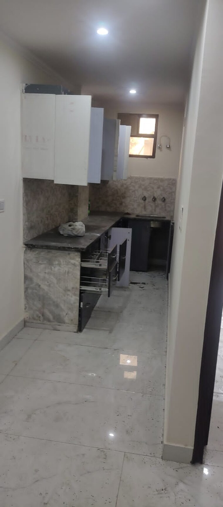 Kitchen, subhash nagar 2 Bedroom 82 Sq.Yd. Apartment In Subhash Nagar Delhi 9181628
