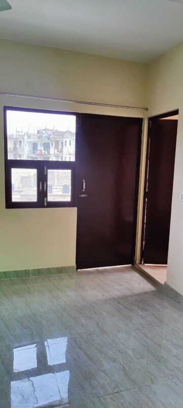 1 BHK Builder Floor For Rent in Saket