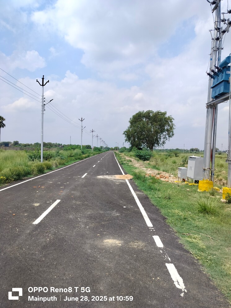 Garden, sector 27 yamuna expressway  250 Sq.Yd. Plot In Sector 27 Yamuna Expressway Greater Noida 9181688