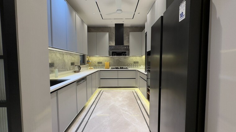 Kitchen, safdarjung development area 4 Bedroom 300 Sq.Yd. Builder Floor In Safdarjung Development Area Delhi 9181680