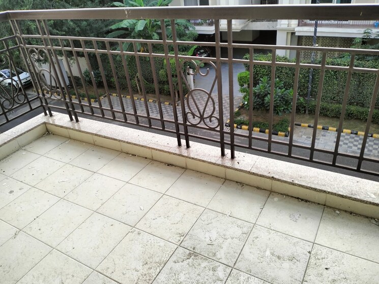 Balcony, anant-raj-ashok-estate 3 Bedroom 179 Sq.Yd. Independent House In Sector 63a Gurgaon 9181671