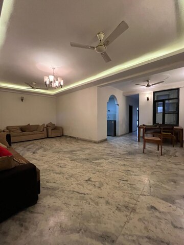 3 BHK Builder Floor For Rent in Saket