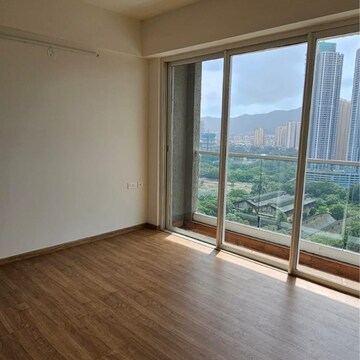 Room in 1 BHK Apartment at Indiabulls One Indiabulls, Pokhran Road No Two – for Rent