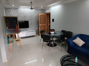Team Area in 2 BHK Apartment at Thane West – for Sale