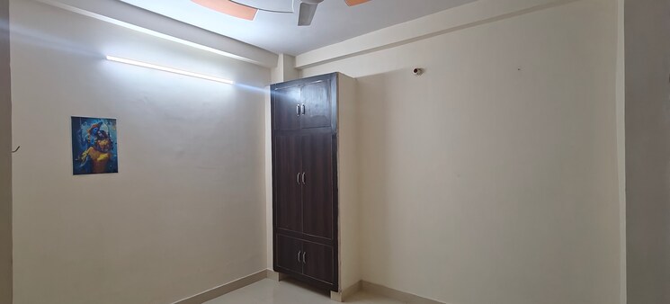 Room, mayur vihar phase 1 1 Bedroom 450 Sq.Ft. Builder Floor In Mayur Vihar Phase 1 Delhi 9181703