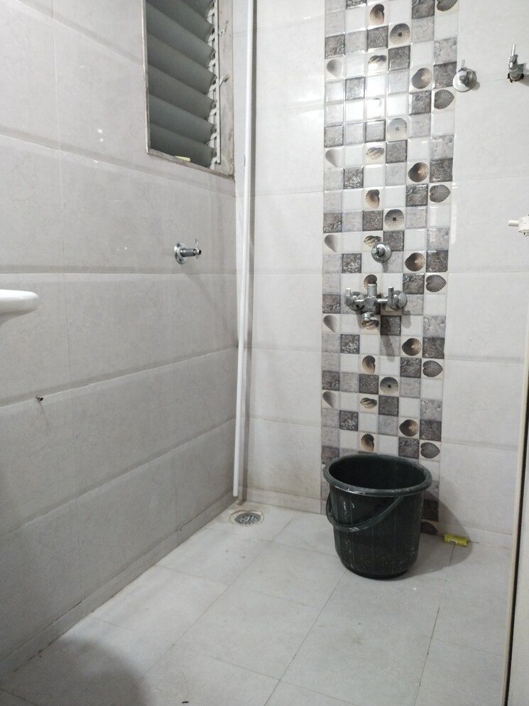 Bathroom, patidar-shree-swami-samarth-krupa 1.5 Bedroom 750 Sq.Ft. Apartment In Karanjade Navi Mumbai 9181718