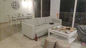 Team Area in 6 BHK Villa at DLF Alameda, Sector 73 – for Sale