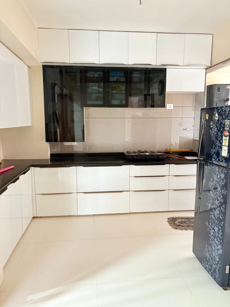 Kitchen, vaishnodevi circle 3 Bedroom 1740 Sq.Ft. Apartment In Vaishnodevi Circle Ahmedabad 9181637