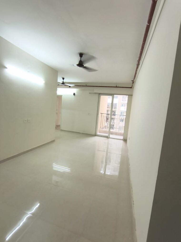 Room, signature-global-the-millennia 2 Bedroom 1100 Sq.Ft. Apartment In Sector 37d Gurgaon 9181775