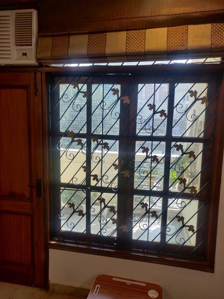 Other, lajpat nagar iii 2 Bedroom 1300 Sq.Ft. Builder Floor In Lajpat Nagar Iii Delhi 9181795