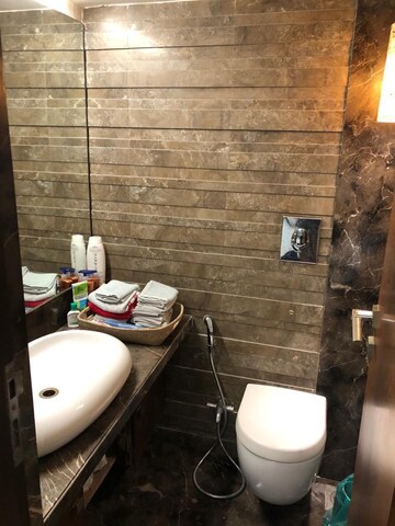Bathroom in 2.5 BHK Apartment at Santacruz West – for Rent