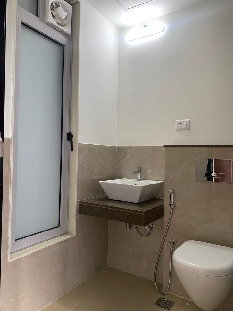 Attached Bathroom, piramal-revanta-tower-3-and-4 2 Bedroom 660 Sq.Ft. Apartment In Mulund West Mumbai 9181812