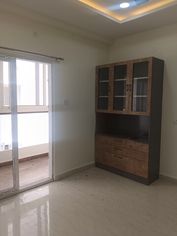 Room in 2 BHK Apartment at AJR Residency, Puppalaguda – for Rent