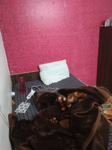 Master Bedroom in 2 BHK Apartment at ACC Homes, Sector 44 – for Rent