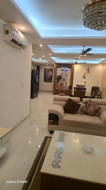 Furnished Amenities in 3 BHK Builder Floor at Parklands, Sector 85 – for Sale
