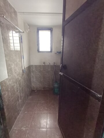 Bathroom in 1 BHK Apartment at Dombivli West – for Rent