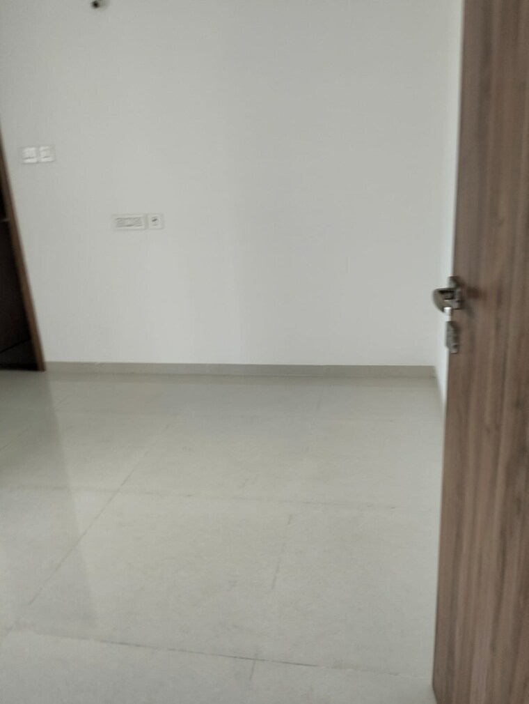 Room, siddh-amara 3 Bedroom 1300 Sq.Ft. Apartment In Bavdhan Pune 9181848