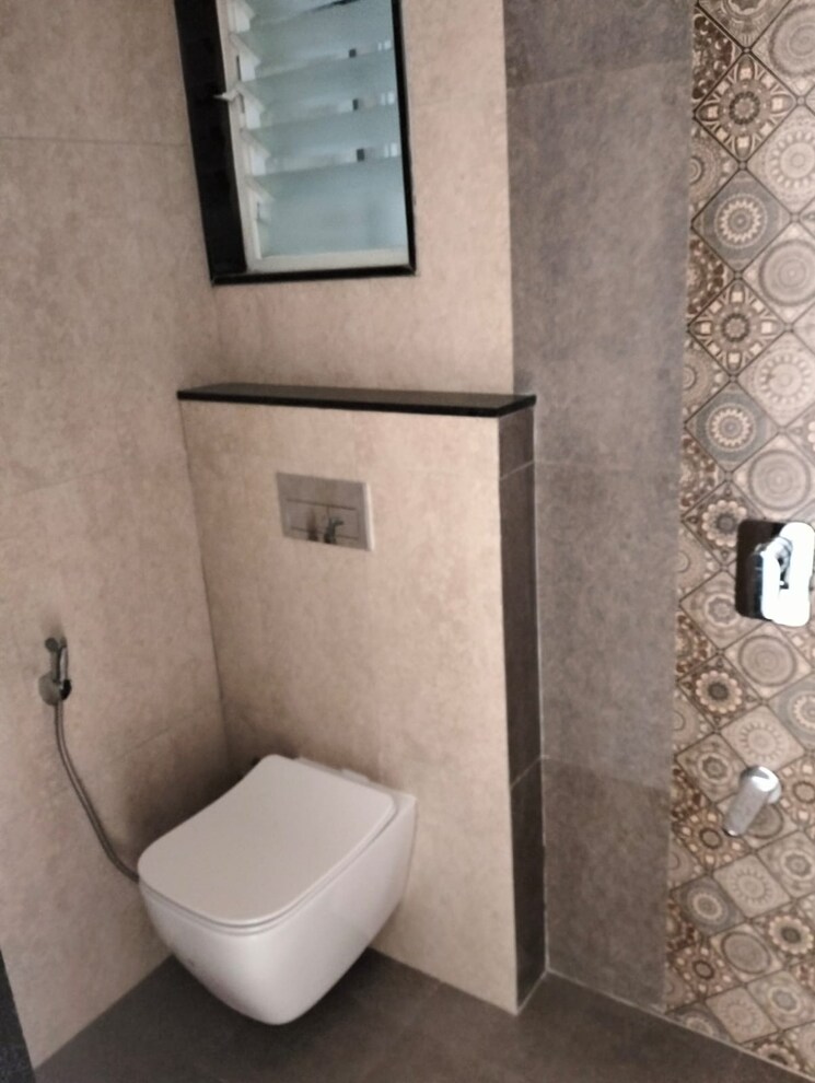 Attached Bathroom, siddh-amara 3 Bedroom 1300 Sq.Ft. Apartment In Bavdhan Pune 9181848