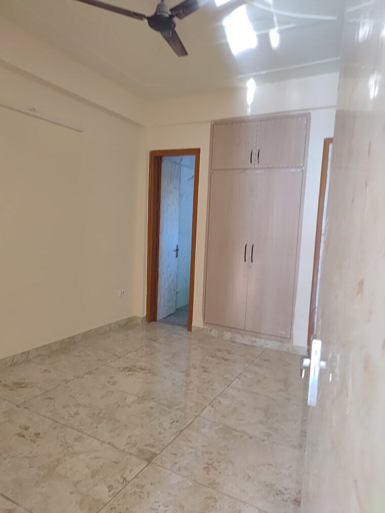 undefined, tulip-mall 2.5 Bedroom 180 Sq.Mt. Builder Floor In Sector 46 Noida 9181913