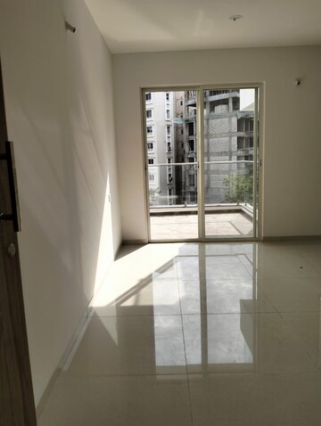 Room in 2 BHK Apartment at Siddh Amara, Bavdhan – for Sale