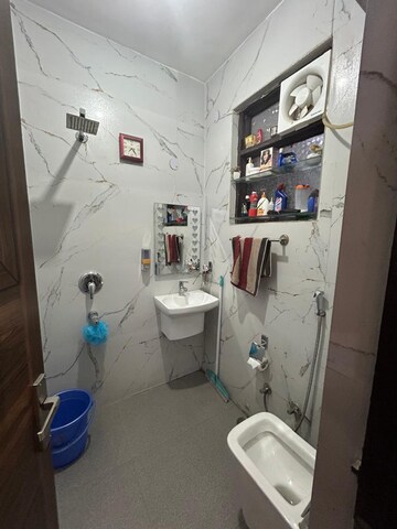Bathroom in 3 BHK Apartment at Amolik Sankalp, Sector 85 – for Rent