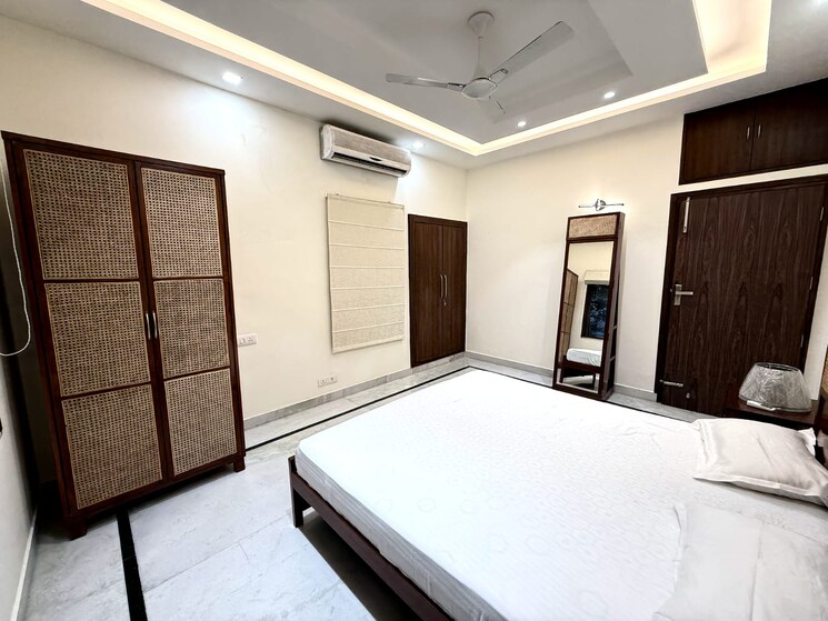 Bedroom, vasant vihar 2 Bedroom 3000 Sq.Ft. Independent House In Vasant Vihar Delhi 9181966