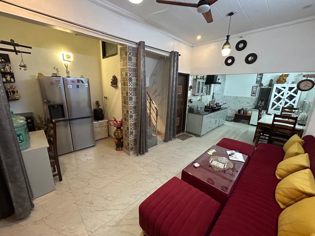 2 BHK + Pooja Room Apartment For Rent in BPTP Discovery Park