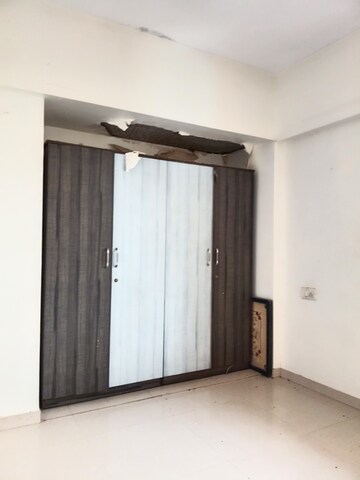 Room in 2 BHK Apartment at Cosmos Springs Angel, Ghodbunder Road – for Rent