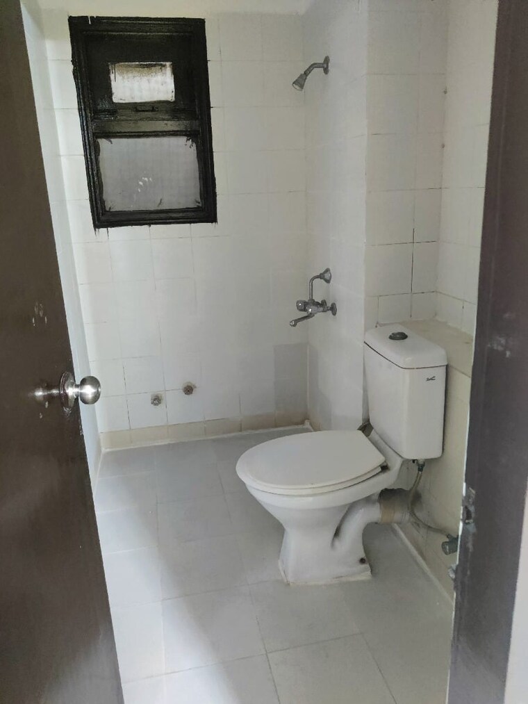 Bathroom, amolik-heights 2 Bedroom 587 Sq.Ft. Apartment In Sector 88 Faridabad 9181995