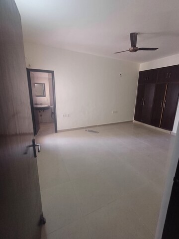 Room in 2 BHK Apartment at Amolik Heights, Sector 88 – for Sale